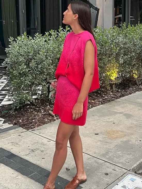 CELMO Pink & Red Knit Set - Picture 3 of 11